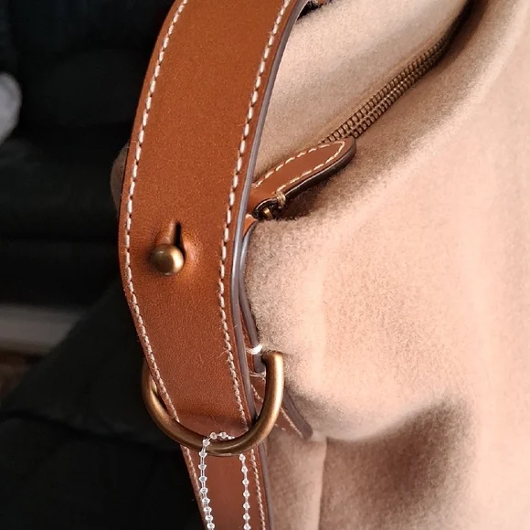 Ralph Lauren-Polo Flannel Bellport Sling Bucket Bag. Color is Camel. NWT. - Picture 12 of 14